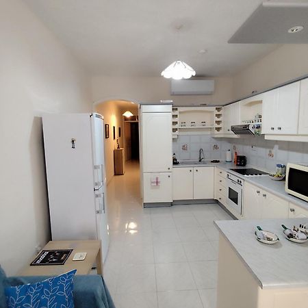Sea Breeze Bliss - Self Check-In Apartment St. Paul's Bay Exterior photo